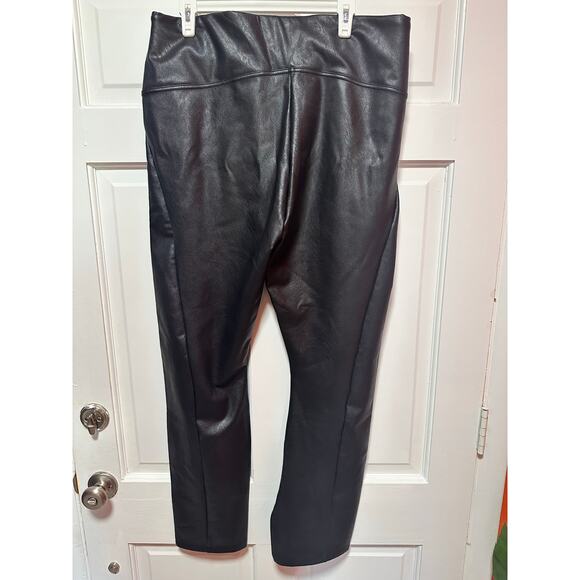 Spanx Leather-Like Front Slit Pant Luxe Black Size 2X - Picture 9 of 10